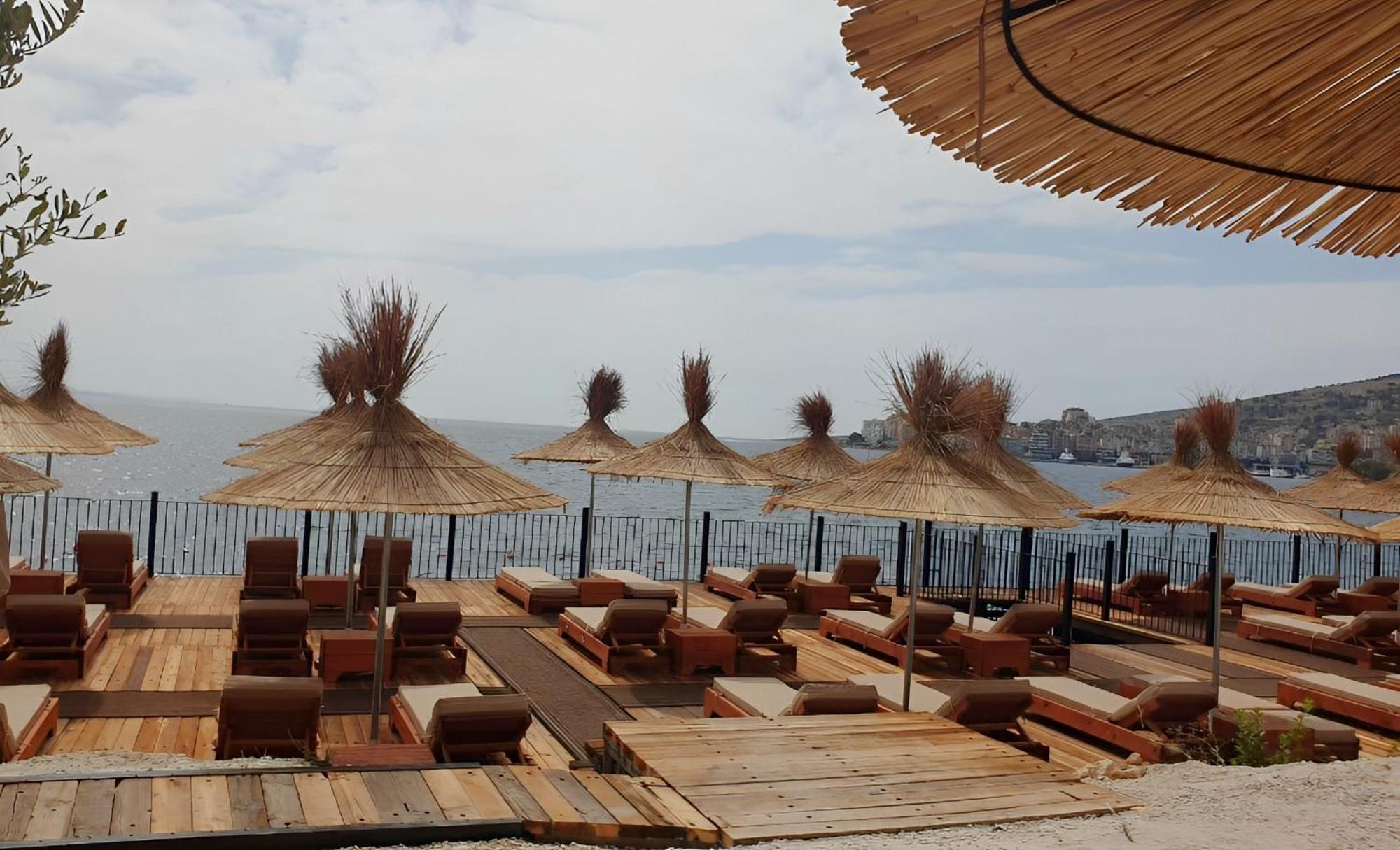 2F Saranda Apartment Dış mekan fotoğraf